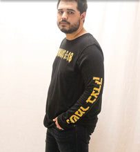 Load image into Gallery viewer, &quot;Romans 6:18 drip&quot; Long-sleeve T-shirt (black)
